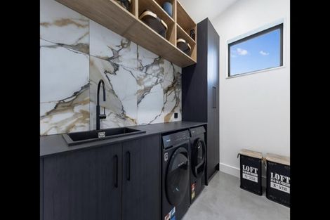 Photo of property in 8 Whio Place, Waikanae, 5036