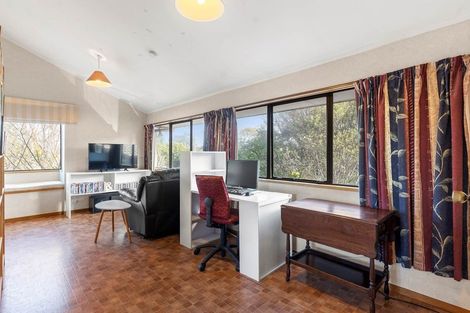 Photo of property in 21 Loloma Drive, Half Moon Bay, Auckland, 2012