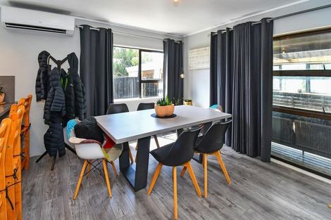 Photo of property in 121a Clevedon Road, Papakura, 2110