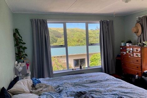 Photo of property in 25 Hiwi Crescent, Titahi Bay, Porirua, 5022