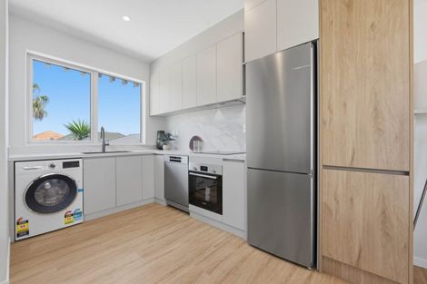 Photo of property in 1/186 Forrest Hill Road, Forrest Hill, Auckland, 0620