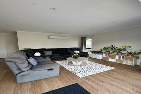 Photo of property in 392a Cambridge Terrace, Naenae, Lower Hutt, 5011