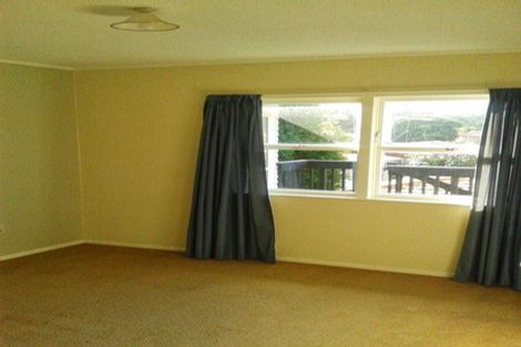 Photo of property in 2/15 Aorangi Place, Birkenhead, Auckland, 0626