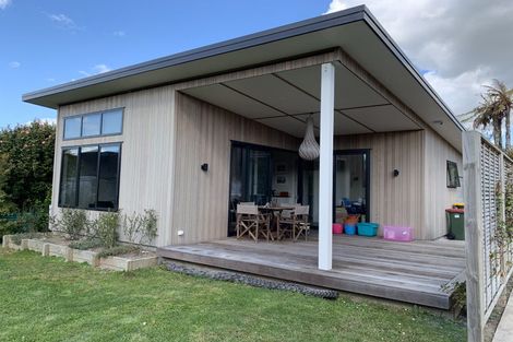 Photo of property in 52 Queenwood Avenue, Queenwood, Hamilton, 3210