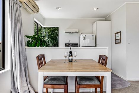 Photo of property in 100a Mansel Avenue, Hillcrest, Hamilton, 3216