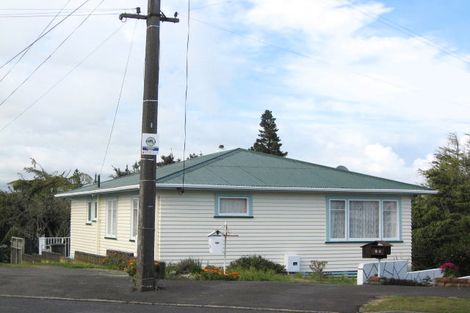 Photo of property in 24a Stuart Place, Blagdon, New Plymouth, 4310