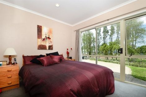 Photo of property in 265 Old North Road, Kumeu, 0892