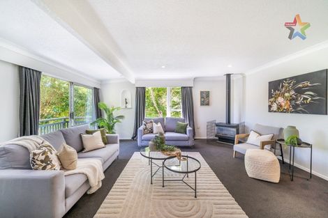 Photo of property in 7 Zeala Grove, Stokes Valley, Lower Hutt, 5019