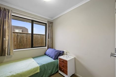 Photo of property in 18a Virginia Place, Whalers Gate, New Plymouth, 4310