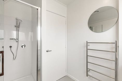 Photo of property in 2/6 Griffen Road, Mount Roskill, Auckland, 1041