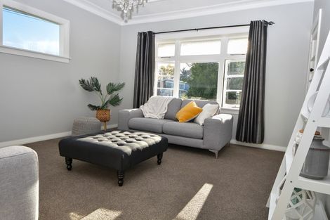 Photo of property in 107 Broadway, Carterton, 5713