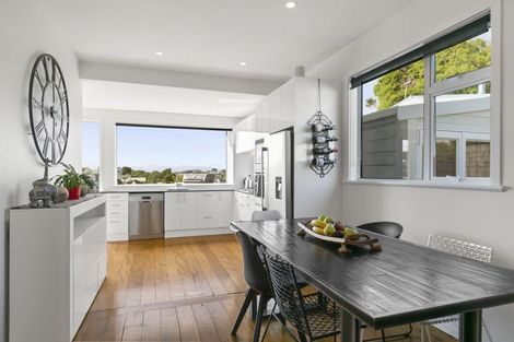 Photo of property in 1/15a Box Hill, Khandallah, Wellington, 6035