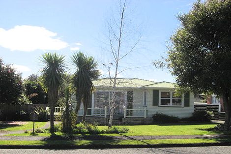 Photo of property in 11 Marlborough Street, Levin, 5510