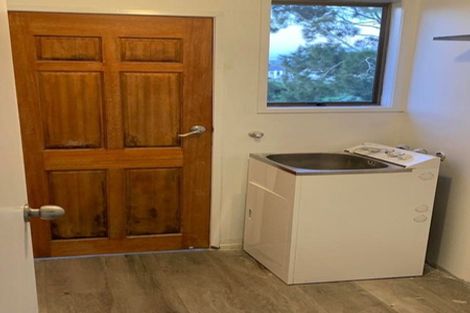 Photo of property in 41 Mcquarrie Avenue, Wattle Downs, Auckland, 2103