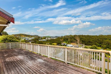 Photo of property in 92 Navigation Drive, Whitby, Porirua, 5024