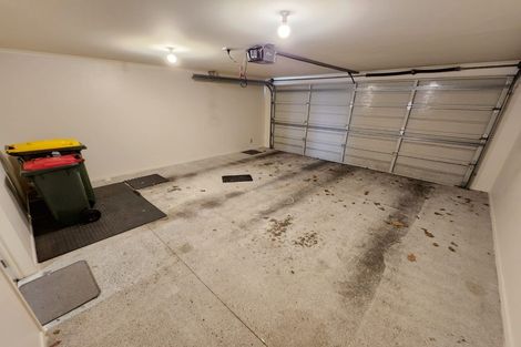 Photo of property in 39 The Track, Takanini, 2112