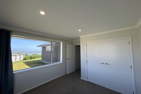 Photo of property in 2 Tutoko Place, Aotea, Porirua, 5024