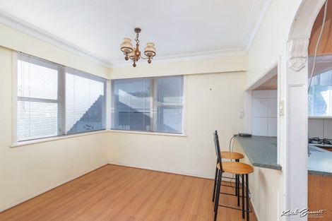 Photo of property in 51 Holyoake Crescent, Avalon, Lower Hutt, 5011