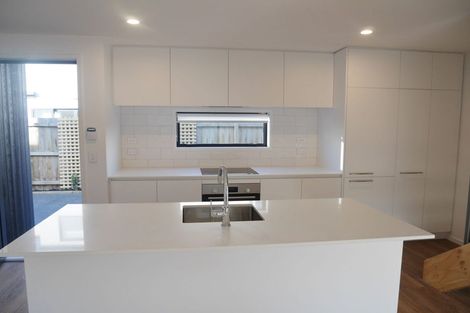 Photo of property in 3/23 Hills Road, Edgeware, Christchurch, 8013