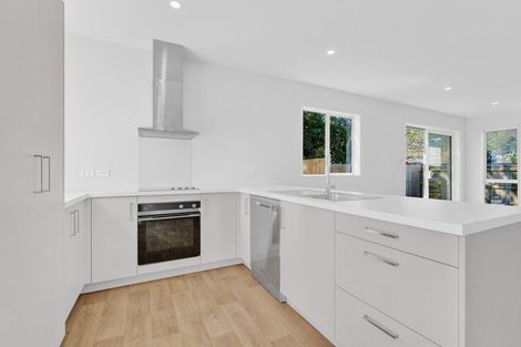 Photo of property in 4/5 Westminster Road, Wainuiomata, Lower Hutt, 5014
