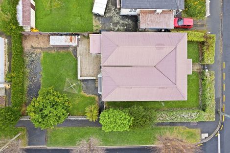 Photo of property in 195 Macandrew Road, South Dunedin, Dunedin, 9012