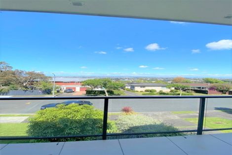 Photo of property in 4/9 Strong Street, St Johns, Auckland, 1072