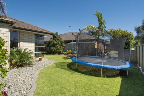 Photo of property in 94 Doncaster Drive, Papamoa Beach, Papamoa, 3118