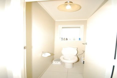 Photo of property in 2/20 Ferndale Road, Mount Wellington, Auckland, 1060