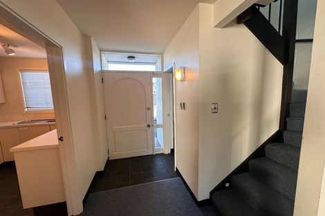 Photo of property in 9/24 Shrewsbury Street, Merivale, Christchurch, 8014