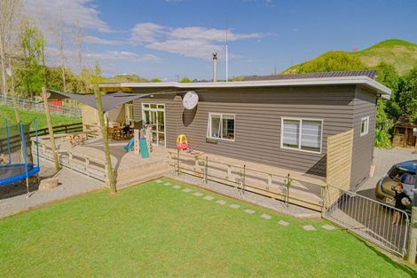 Photo of property in 653 No 3 Line, Okoia, Whanganui, 4582