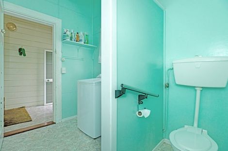 Photo of property in 4 Banks Street, Tolaga Bay, 4077