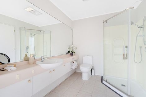 Photo of property in 9 Kentia Way, Somerville, Auckland, 2014