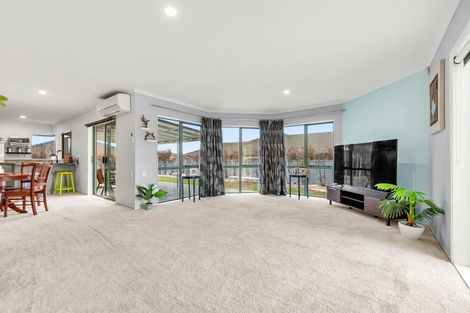 Photo of property in 12 Percy Kinsman Crescent, Riverstone Terraces, Upper Hutt, 5018