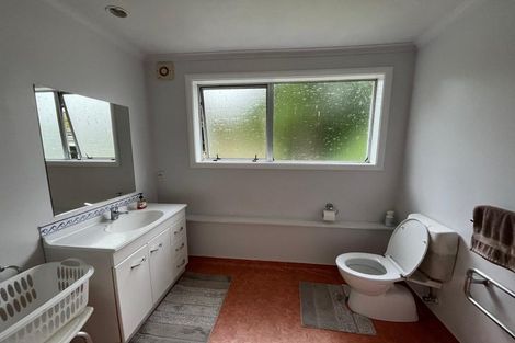 Photo of property in 40 Findlay Street, Tawa, Wellington, 5028