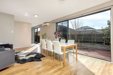 Photo of property in 6a Sawyers Arms Road, Northcote, Christchurch, 8052