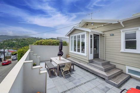 Photo of property in 17 Pitt Street, Wadestown, Wellington, 6012