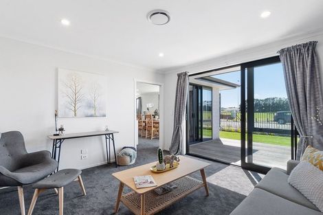 Photo of property in 1 Rapana Drive, Tuakau, 2121