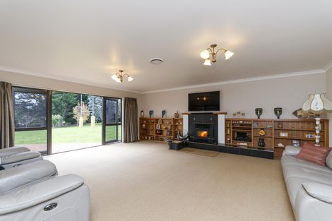 Photo of property in 45 Dobsons Lane, Kelvin Grove, Palmerston North, 4470