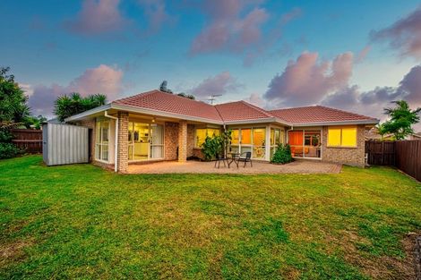 Photo of property in 22 Ballycullanie Place, Dannemora, Auckland, 2016