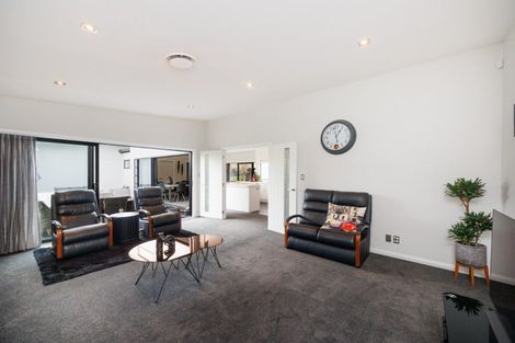 Photo of property in 24a Ihaka Street, Hokowhitu, Palmerston North, 4410