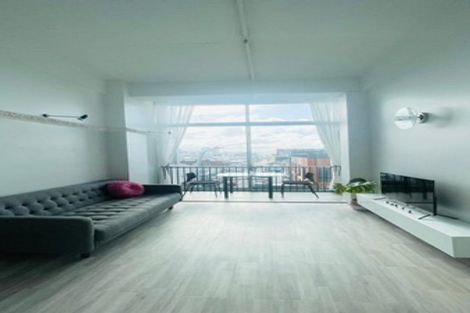 Photo of property in Qba Apartments, 2d/51 Webb Street, Mount Cook, Wellington, 6011