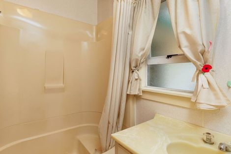 Photo of property in 6 Holmes Street, Waimate, 7924