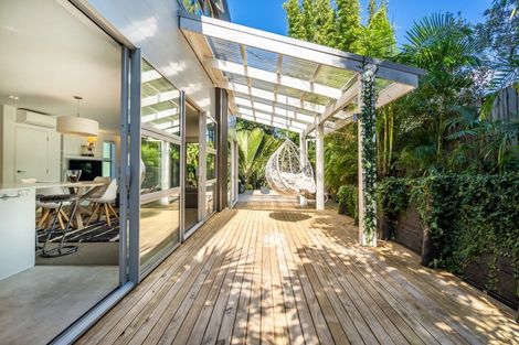 Photo of property in 47a Regent Street, Devonport, Auckland, 0624