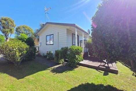 Photo of property in 68 Stokes Valley Road, Stokes Valley, Lower Hutt, 5019