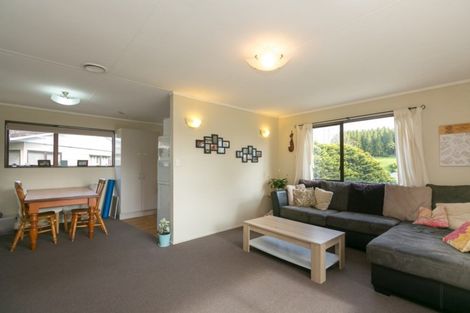 Photo of property in 77 Poplar Grove, Whalers Gate, New Plymouth, 4310