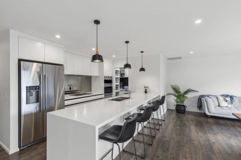 Photo of property in 25 Buddle Road, Wallaceville, Upper Hutt, 5018