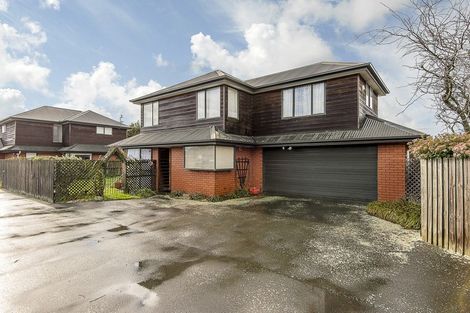 Photo of property in 2/30 Tuckers Road, Redwood, Christchurch, 8051