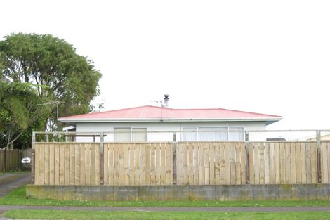 Photo of property in 17 Sunnyvale Street, Bell Block, New Plymouth, 4312