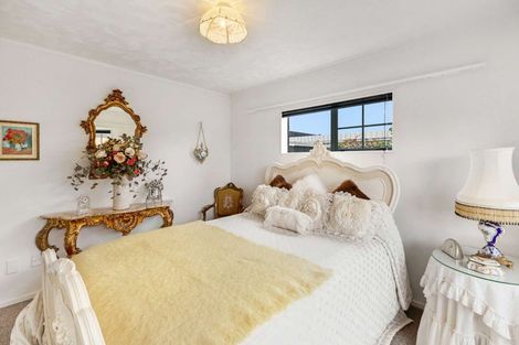 Photo of property in 6 Surrey Lane, Levin, 5510