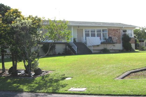 Photo of property in 2/36 Jaemont Avenue, Te Atatu South, Auckland, 0610